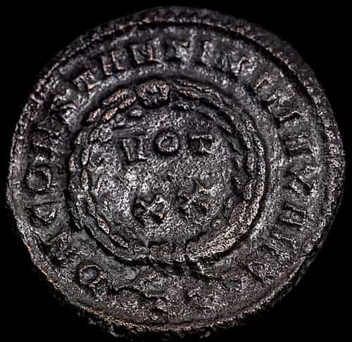 Monnaie romaine en bronze AE3 321–324 ap. J.-C. – Constantin le Grand image 2