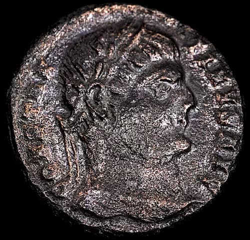 Moneta romana in bronzo AE3 327–330 d.C. – Costantino il Grande image 1